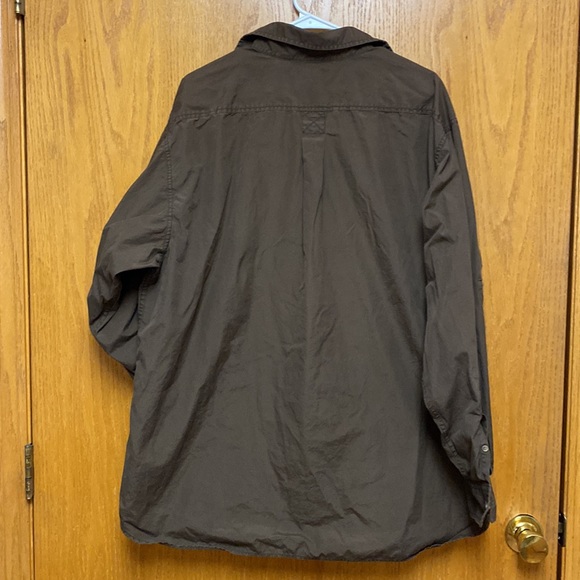 Men’s Roundtree and Yorke brown dress shirt size XL - Picture 7 of 7